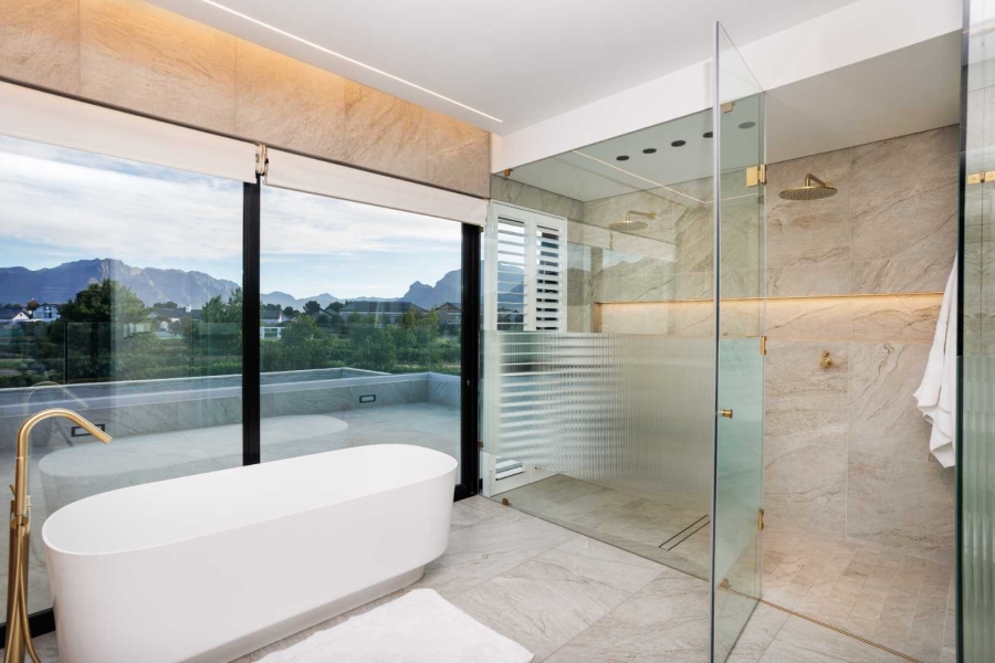 7 Bedroom Property for Sale in Val De Vie Estate Western Cape